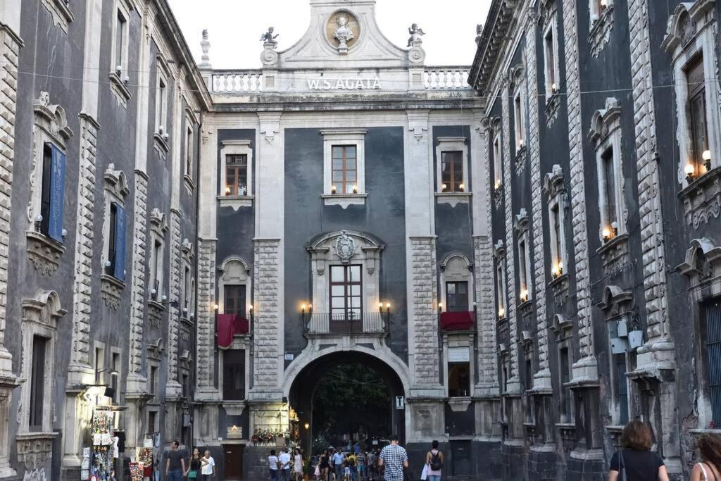 Casa Vacanza Zina Catânia Exterior foto